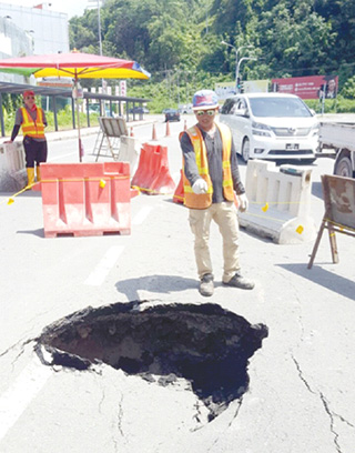 Another sinkhole in Likas